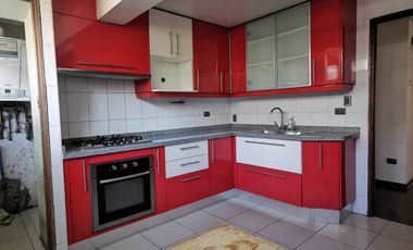 VENTA IMPERDIBLE - METRO LOS LEONES DEPARTAMENTO HERMOSO