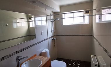 VENTA IMPERDIBLE - METRO LOS LEONES DEPARTAMENTO HERMOSO