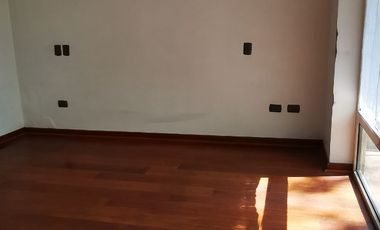 VENTA IMPERDIBLE - METRO LOS LEONES DEPARTAMENTO HERMOSO