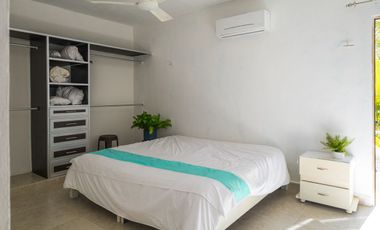 Casa a 50 m del Mar, en Esquina, en la Playa de San Benito