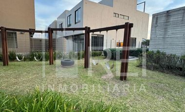VENTA CASA PARQUES VALLARTA ZAPOPAN