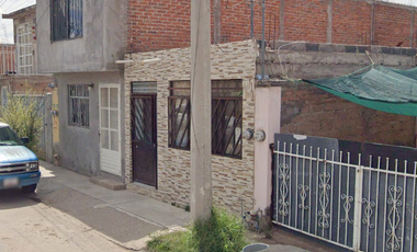 Sk17 Hermosa Casa En Venta, En Excelente Estado Ideal Para Iniciar Tu Patrimonio En Calera Zacateca, Pago Accesible En 2 Exhibiciones, Solo Recursos P