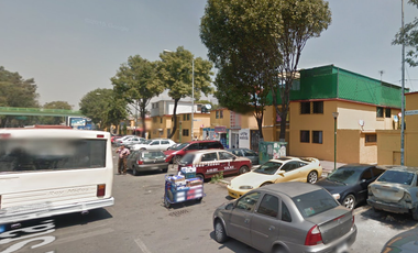 Venta de Casa en Remate, Zona estratégicamente ubicada cerca de ESIME Culhuacán, Andador en CTM Culhuacán Sección V, Coyoacán, CDMX