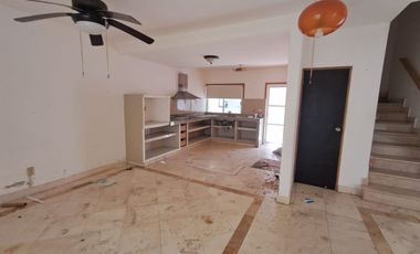 VENDO CASA EN LA COL. RICARDO FLORES MAGÓN