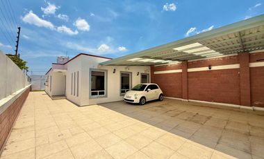CASA EN VENTA EN CACALOMACAN