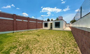 CASA EN VENTA EN CACALOMACAN