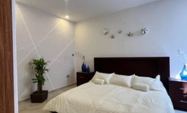 HERMOSA CASA  EN VILLA MAGNA CON 1 RECAMARA EN PLANTA BAJA, SOTANO Y ROOF GARDEN