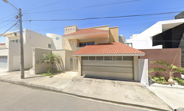 Venta de casa a precio de remate en  Costa de Oro  CP: 94299  Veracruz