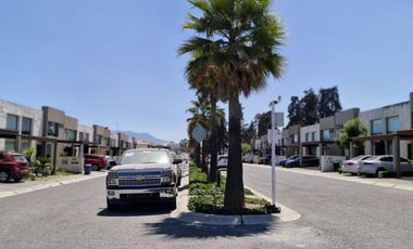 VENTA EN BOSQUES DE LAS FUENTES CALIMAYA, JARDIN CON MAS DE 350m2