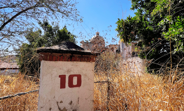 SE VENDE CASA A PRECIO DE TERRENO EN LAS CAÑADAS ZAPOPAN JALISCO