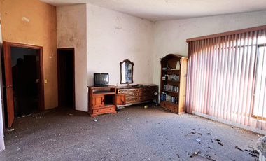 SE VENDE CASA A PRECIO DE TERRENO EN LAS CAÑADAS ZAPOPAN JALISCO