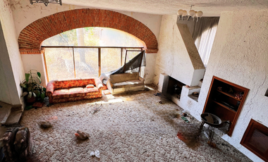 SE VENDE CASA A PRECIO DE TERRENO EN LAS CAÑADAS ZAPOPAN JALISCO