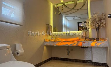 Penthouse en Venta en Hacienda de las Palmas, Huixquilucan