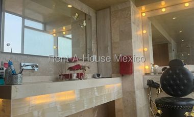 Penthouse en Venta en Hacienda de las Palmas, Huixquilucan