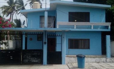 VENDO CASA EN URSULO GALVAN, ZONA CARDEL
