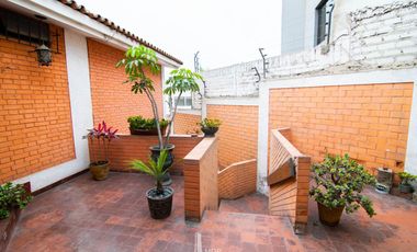 HERMOSA CASA CON PISCINA AMPLIA TERRAZA 5DORMIT ESPECTACULAR VISTA