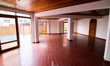 HERMOSA CASA CON PISCINA AMPLIA TERRAZA 5DORMIT ESPECTACULAR VISTA