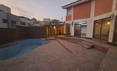 HERMOSA CASA CON PISCINA AMPLIA TERRAZA 5DORMIT ESPECTACULAR VISTA