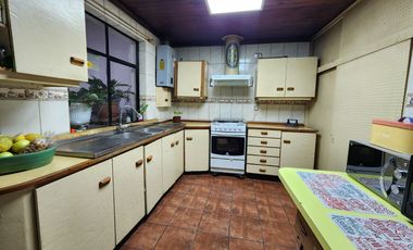 Se vende casa 1 piso en Lontue, Molina