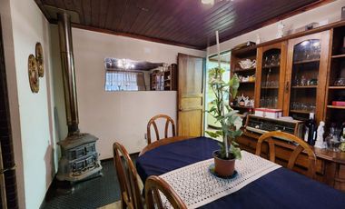 Se vende casa 1 piso en Lontue, Molina