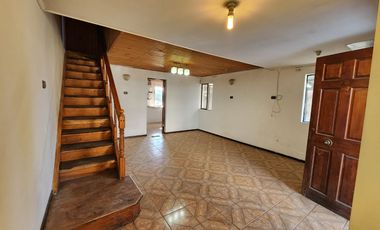 Se vende casa en Villa Las Rosas, Lontue, Molina