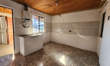 Se vende casa en Villa Las Rosas, Lontue, Molina