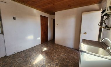 Se vende casa en Villa Las Rosas, Lontue, Molina