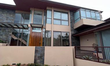 FOR SALE: PREMIUM 2 STOREY MODERN HOUSE & LOT WITH BASEMENT PARKING