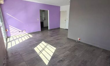 DEPARTAMENTO 2 AMBIENTES CON COCHERA USO PROFESIONAL ITUZAINGO