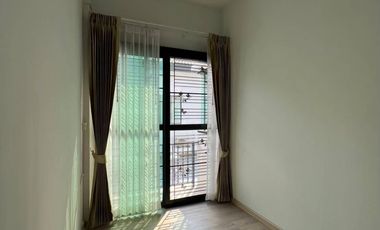 2-story townhome for sale, Time Home Romyen project, 3 bedrooms, 2 bathrooms, size 22 sqw., usable area 135 sq m., Chaloem Phrakiat Rama 9 Road, Soi 3