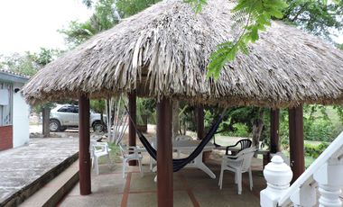 VENTA CASA LOTE DE RECREO, ADAPTABLE PARA RENTAS CORTAS O CABAÑAS