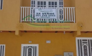 EN GIRARDOT - CUNDINAMARCA  VENDEMOS CASA CON 4 APARTAMENTOS INDIVIDUALES.