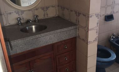 ALQUILER DUPLEX 3 AMBIENTES PATIO Y COCHERA HAEDO