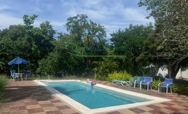 Vendemos finca con piscina privada