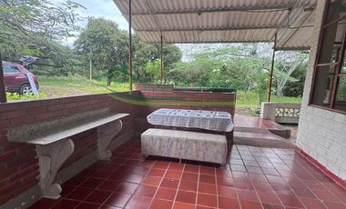 Vendemos finca con piscina privada