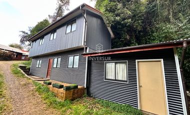 Casa De 2 Pisos En Sector Aguas Del Obispo Camino A Niebla
