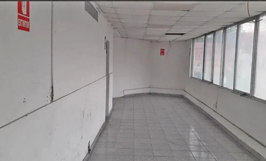 VENTO DE LOCAL COMERCIAL/TERRENO EN PLENA AVENIDA 460m2 - San Isidro