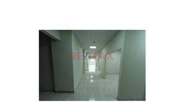 Venta O Alquiler De Edificio Corporativo Completo Y De Estreno.