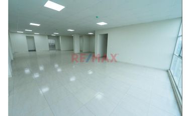 Venta O Alquiler De Edificio Corporativo Completo Y De Estreno.
