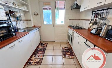 Excelente oportunidad! Casa 4 dormitorios ampliada y regularizada, Alba 1 Lo Campino, Valle lo Campino