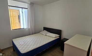 Casa Amoblada En Alquiler Frente A Parque En Derrama Magisterial
