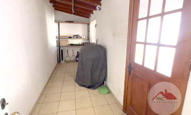 Se vende linda casa en interior de microbarrio Alba 1 lo Campino, 3 dormitorios