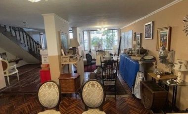 VENDO CASA CONSERVADA EN MAGDALENA CERCA A LA PERA DEL AMOR