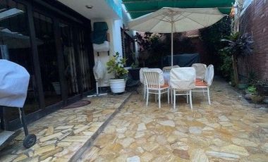 VENDO CASA CONSERVADA EN MAGDALENA CERCA A LA PERA DEL AMOR