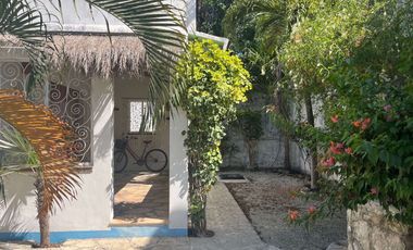 30 metros de frente sobre Calle 7, La Veleta – Increíble terreno con construcción