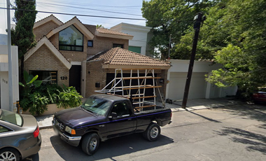 Casa en Remate en Mirasierra 1er Sector, San Pedro Garza García, Nuevo León