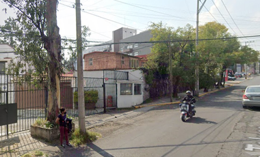 Venta de Casa en Remate, Zona estratégicamente ubicada cerca de Universidad Anáhuac, Olivar de los Padres, Álvaro Obregón, CDMX