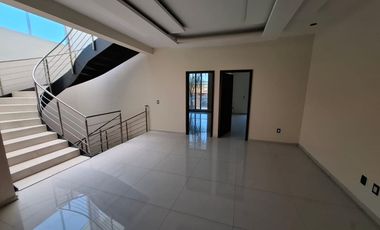 ¡HERMOSA CASA NUEVA EN LA PROVIDENCIA TONALA!