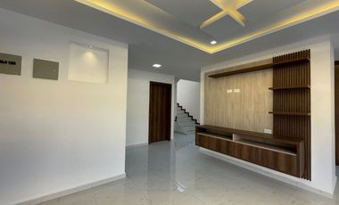 𝐄𝐬𝐩𝐞𝐜𝐭𝐚𝐜𝐮𝐥𝐚𝐫 𝐂𝐚𝐬𝐚 𝐞𝐧 𝐕𝐞𝐧𝐭𝐚 𝐞𝐧 𝐉𝐚𝐯𝐢𝐞𝐫 𝐋𝐨𝐲𝐨𝐥𝐚- Azogues