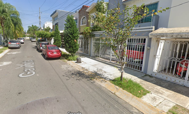 CASA DE OPORTUNIDAD EN ZAPOPAN REMATE BANCARIO EN SAN ISIDRO